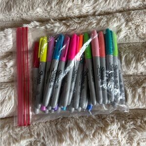 Colorful Sharpie Permanent Markers Set (30)
